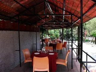 Hotel Falcon Crest-Kandaghat Shimla India